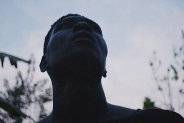 Vicktor Taiwò press photo