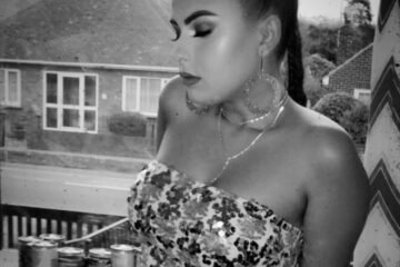 Elizmi Haze + Magical