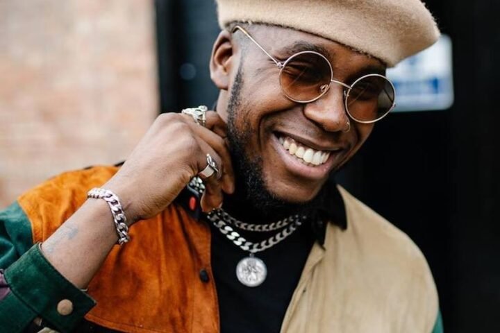 Che Lingo Press Photo