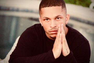 T.Shaheed press photo