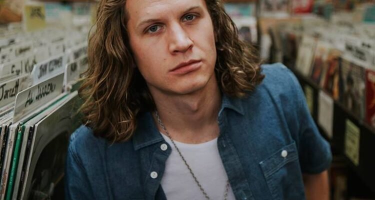 Dylan Montayne press photo