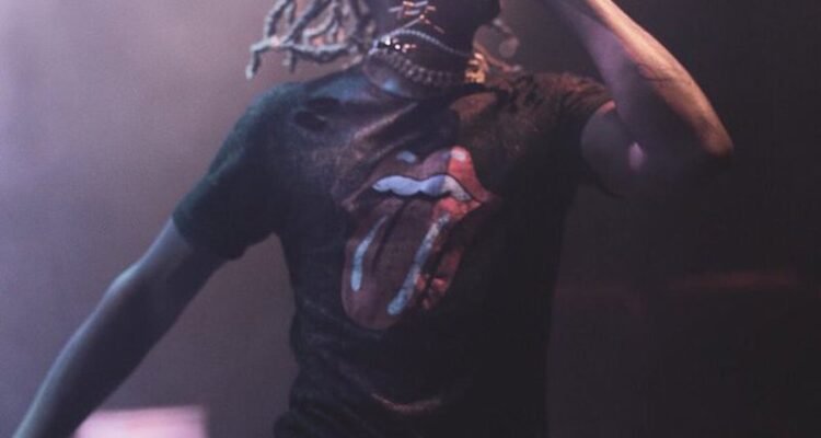 Tayy Brown press photo