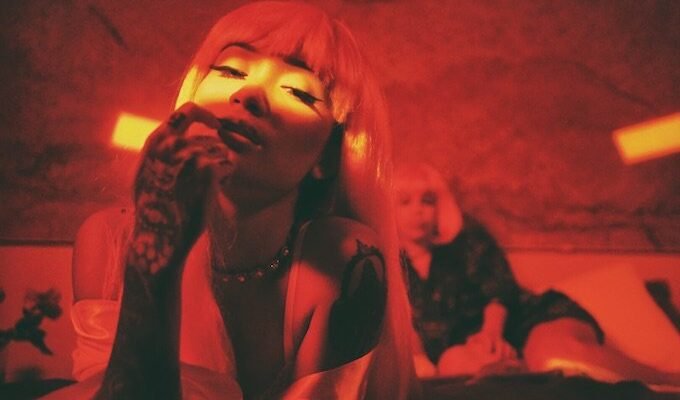 Emotional Oranges – “Hold You Back” press photo