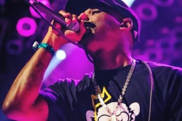 Samy Wats performance photo