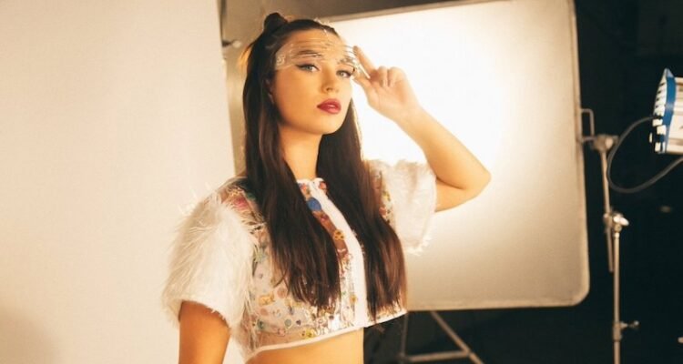 Tessa Rae press photo