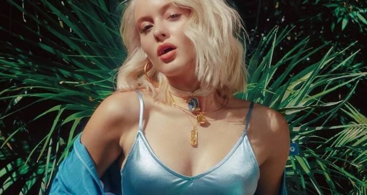 Zara Larsson press photo