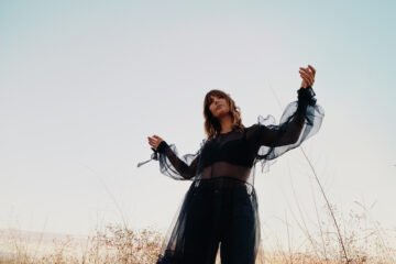 Little Monarch press photo