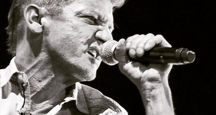 Jeremy Renner press photo