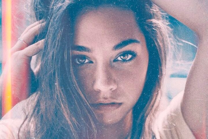 Beren Olivia - “Black Magic” photo