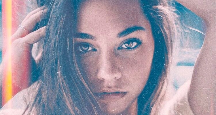 Beren Olivia - “Black Magic” photo