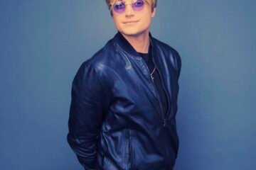 Dez Money press photo