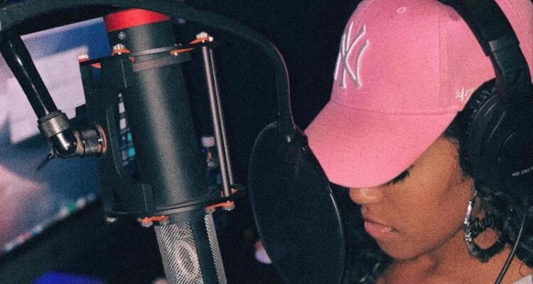 Muva Dame press photo