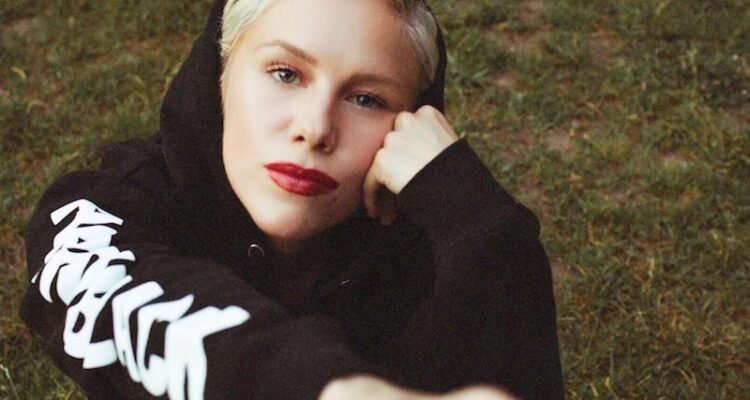 Grace Weber press photo