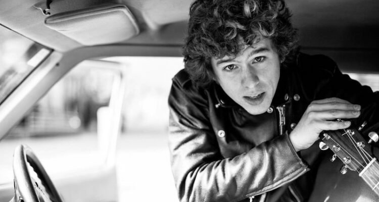 Mads Jacobsen press photo