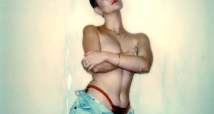 Lili Kendall press photo