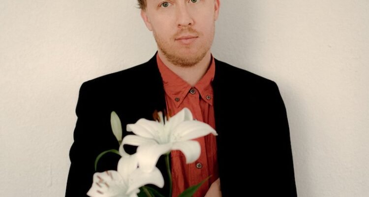 Evan Myall flower photo