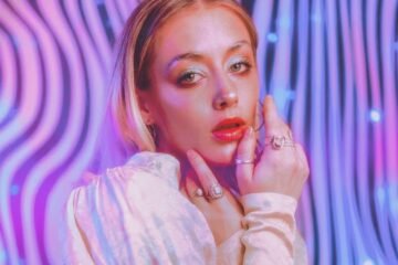 Neia Jane by Holysmoke Photography 3