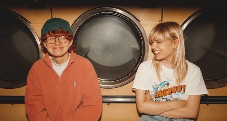 Sody and Cavetown press photo