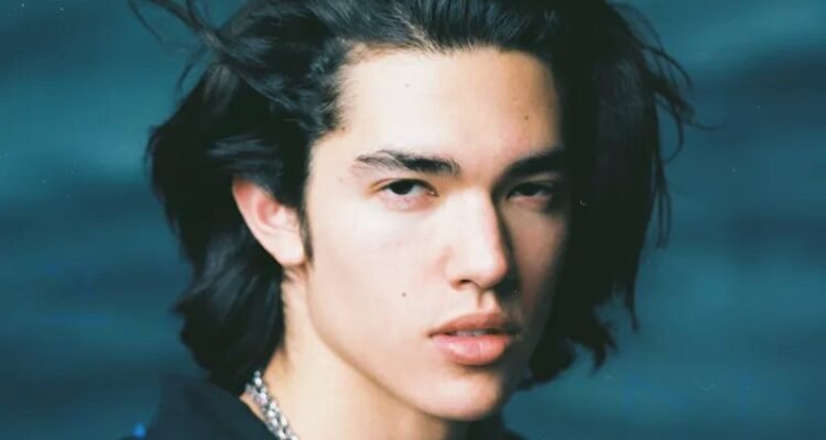 Conan Gray press photo