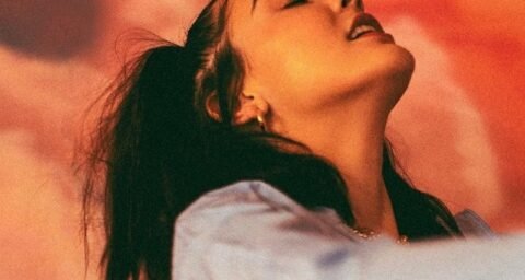 Evie Irie press photo