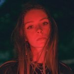 Holly Humberstone press photo by Phoebe Fox