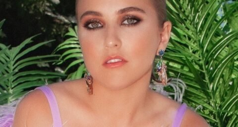 LOVA - “One Day Left” photo