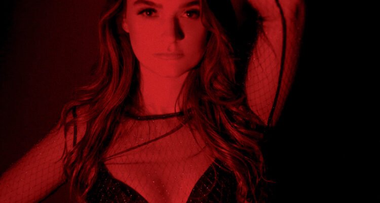 Sam DeRosa press photo