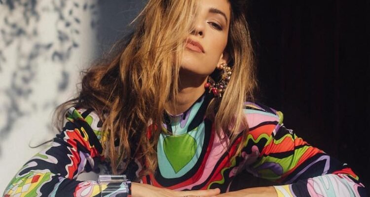 MishCatt press photo by @thesupermaniak