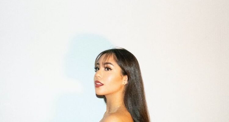 Ley Vara press photo by Anita Kaenchanh