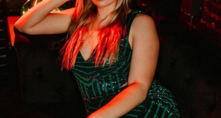 Sydney - “Old School” press photo