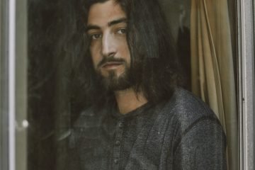 Noah Kahan press photo