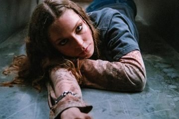 Holly Humberstone - “Please Don’t Leave Just Yet” press photo