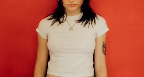 Chloe Lilac press photo