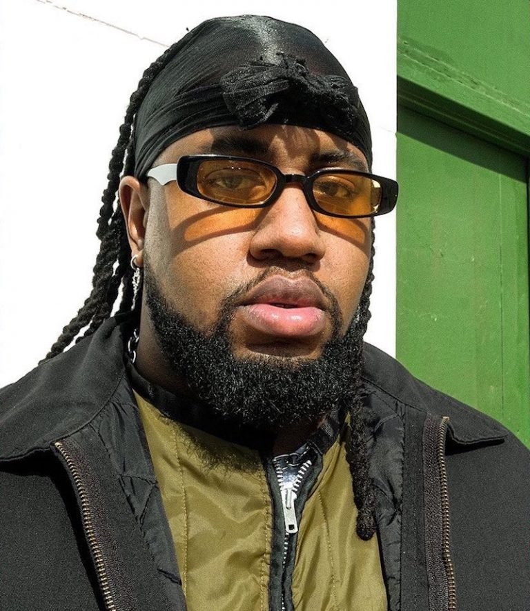 Xavier Omär press photo