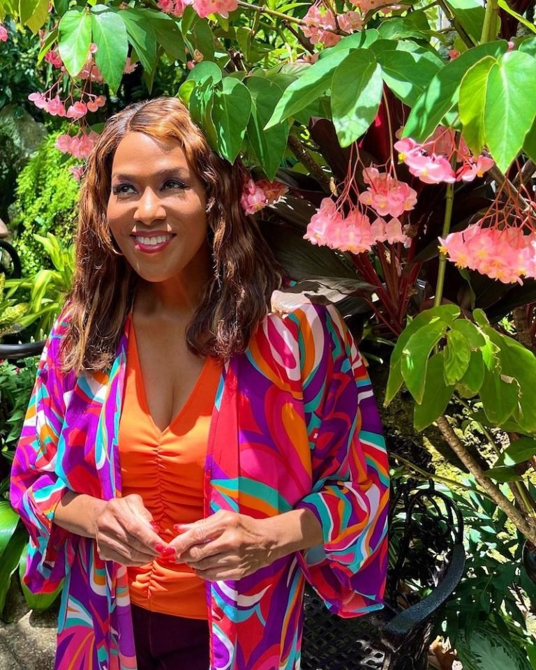 Jennifer Holliday press photo