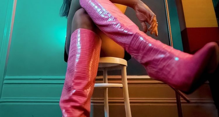 Jess Ball - “Messed Up” press photo