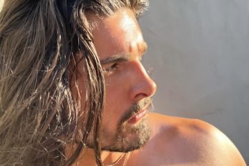 Mitch Bag press photo