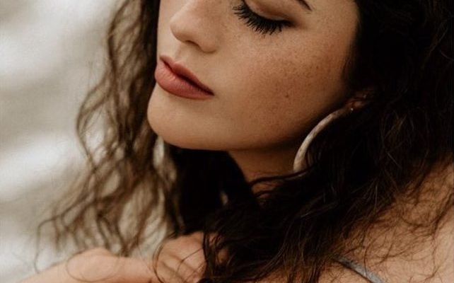 Tarrah - “Cali” press photo