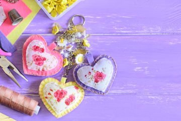 Cute hearts keychain with flowers beads
