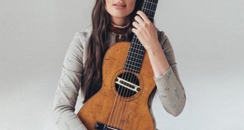 Kacey Musgraves press photo