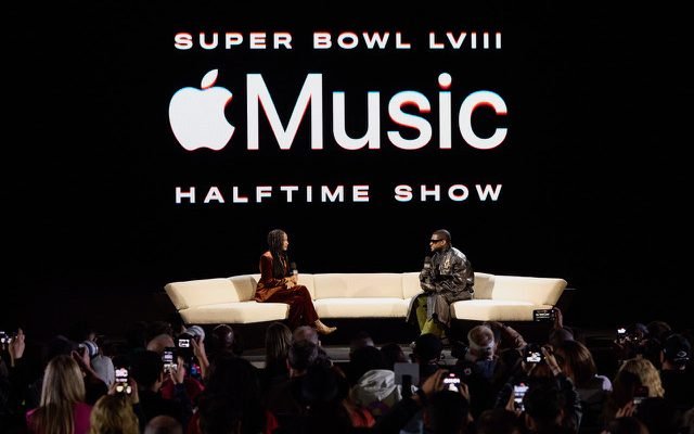 Usher - Nadeska Alexis - Apple Music Super Bowl LVIII Halftime Show Press Conference photo