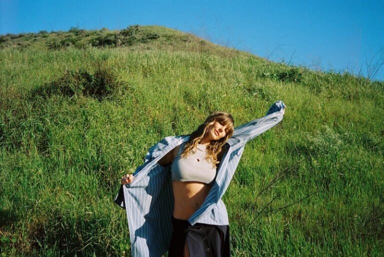 Little Monarch press photo