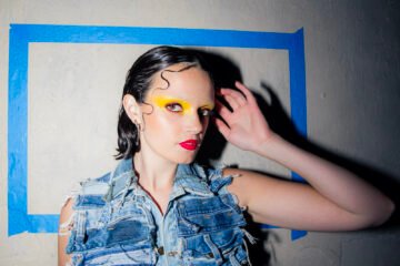 Ella Galvin - “Do Not Disturb” press photo