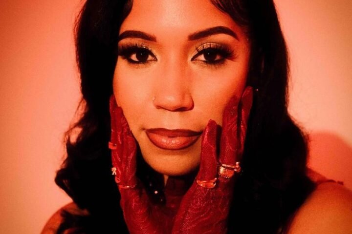 LARA’ - “Like Dat” press photo