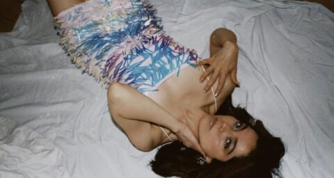 Sophia Be press photo