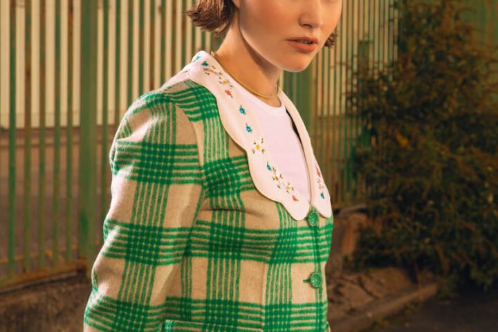 Moli - Funeral press photo