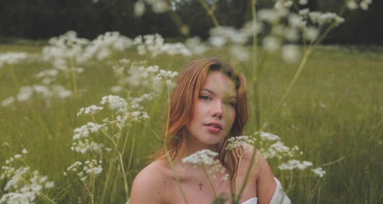 Madisyn Gifford - “Seventeen” press photo