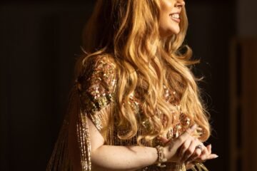 Taylor Sanders – “Other Side” press photo