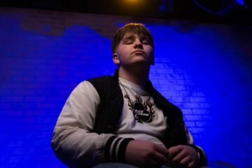 JOSIAHDAVIS. - “NOT FOR LONG.” press photo