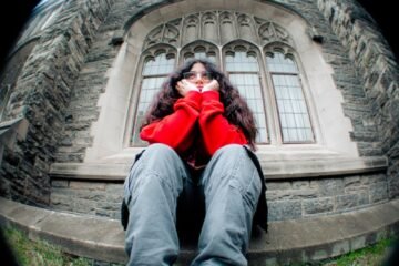 Kathy Katouzi – “BLEED!” press photo #2